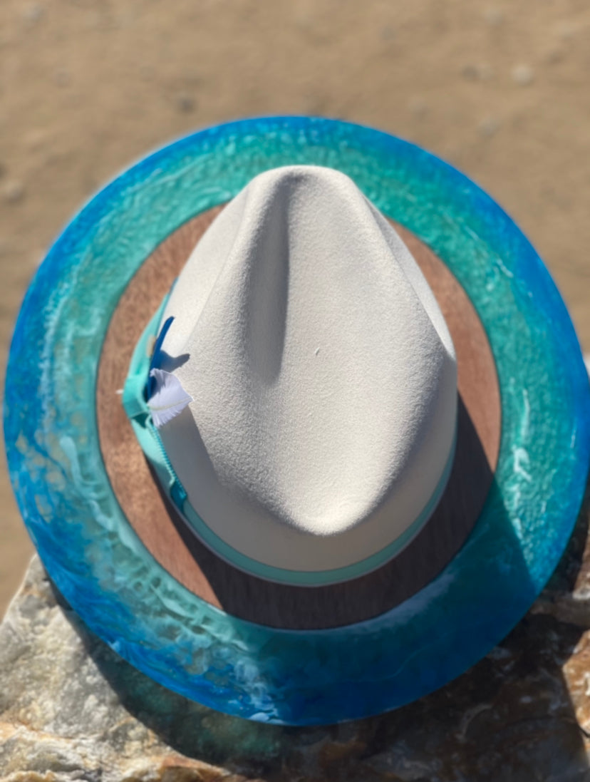 OCEAN BRIM – The Dapper Renaissance display picture 2